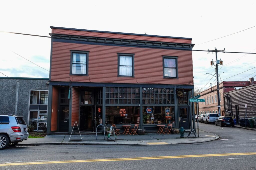 Historic Forsyth Hotel Artist Studio