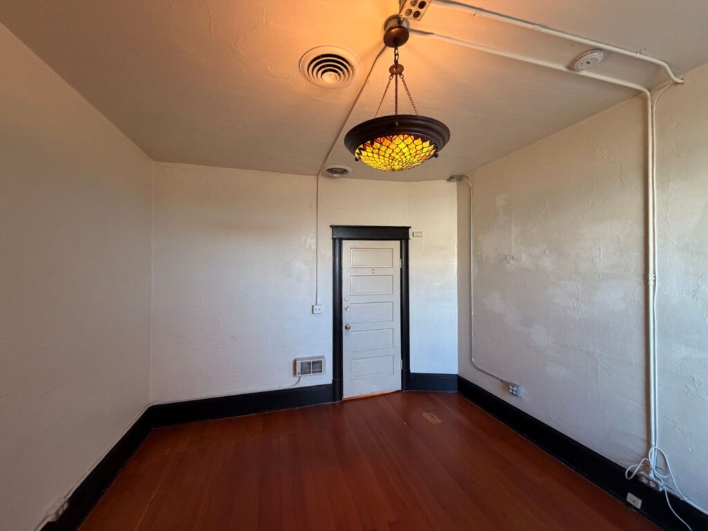 Ritz Building Art Studio in Historic Georgetown