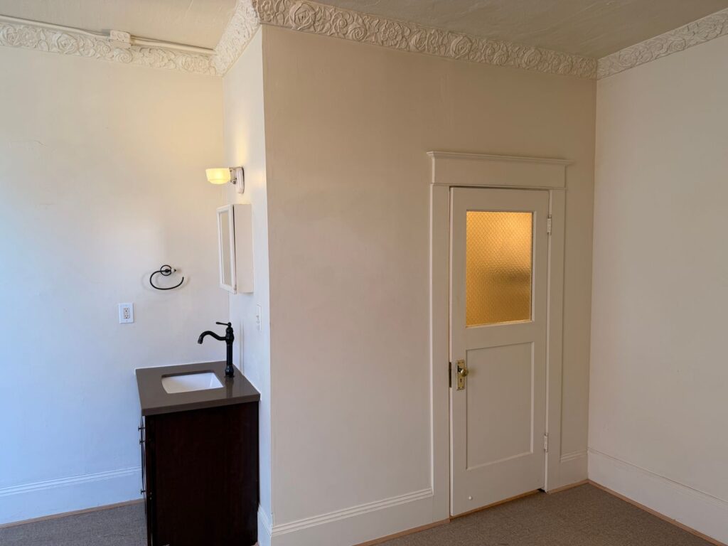 Large Art Studio/Office Space in Historic Georgetown