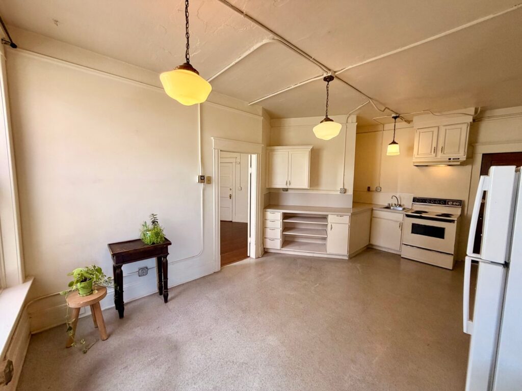 Large Art Studio/Office Space in Historic Georgetown