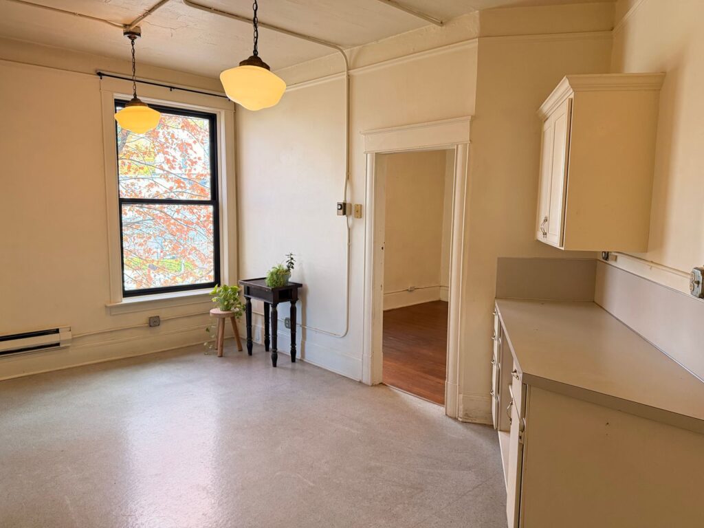 Large Art Studio/Office Space in Historic Georgetown