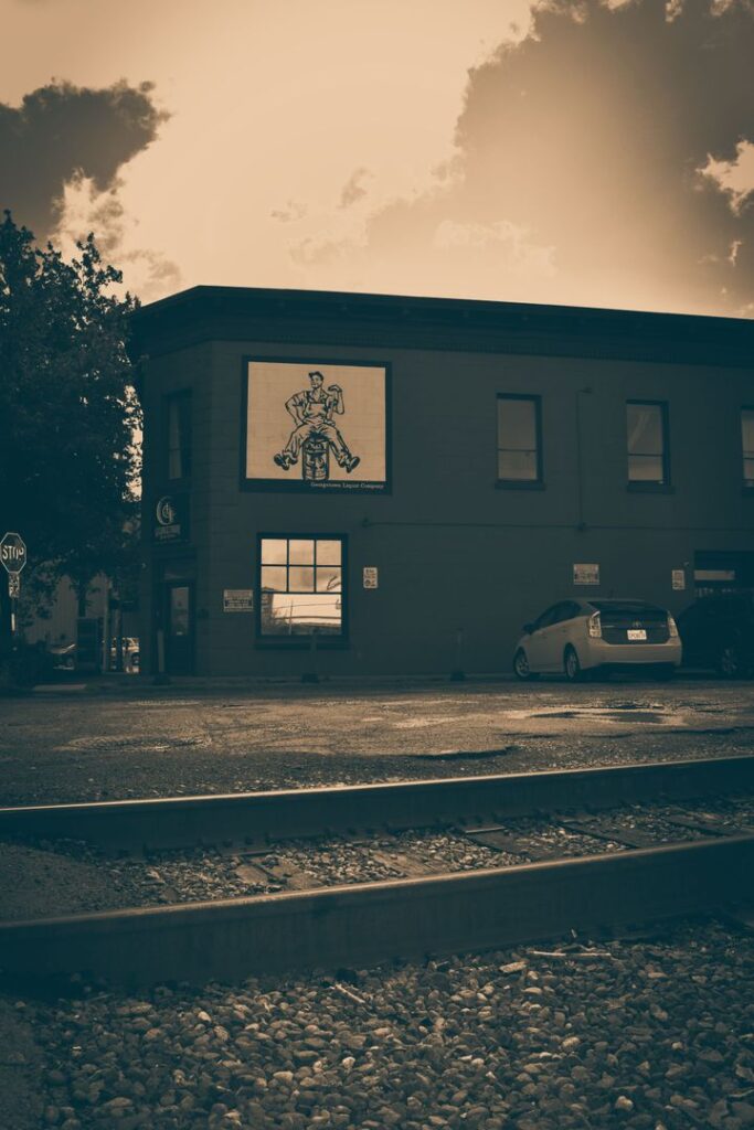 Ritz Building Art Studio in Historic Georgetown