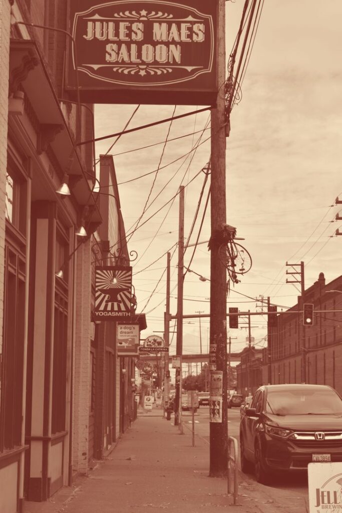 Ritz Building Art Studio in Historic Georgetown