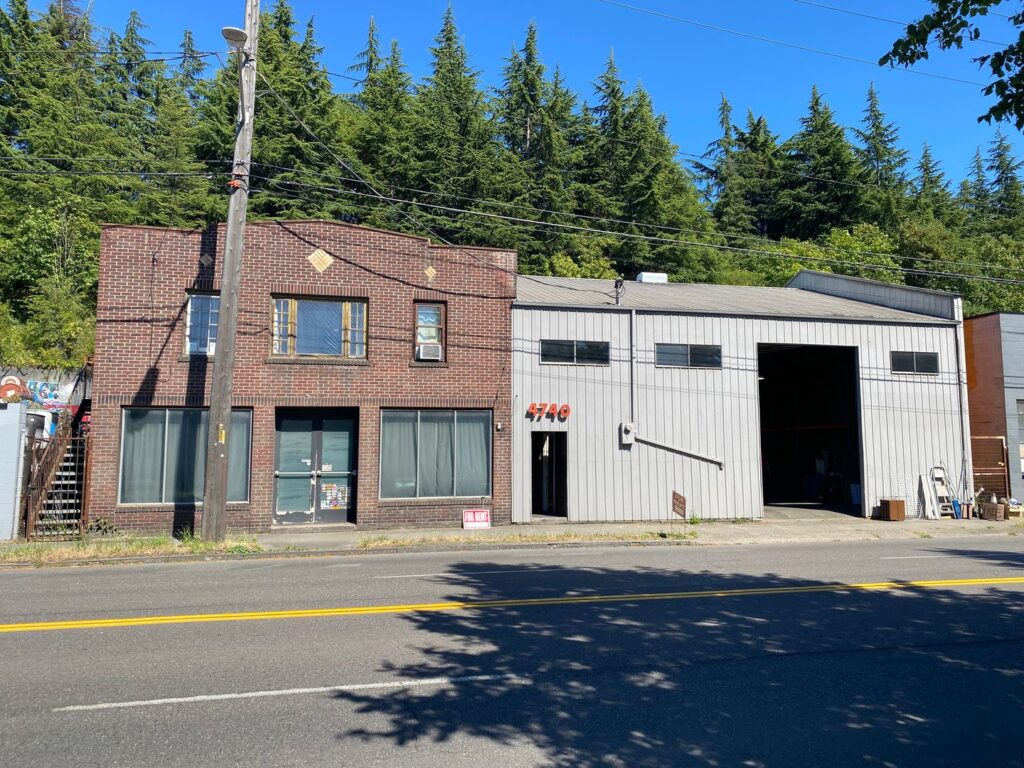 Industrial Warehouse in Georgetown