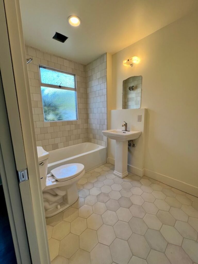 Cozy 1 Bedroom Apartment Near Beach