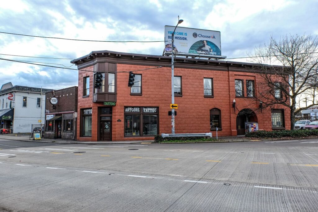 Sunny Art Studio/Office Space in Georgetown