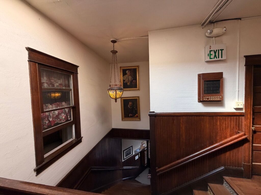 Sunny Art Studio/Office Space in Georgetown