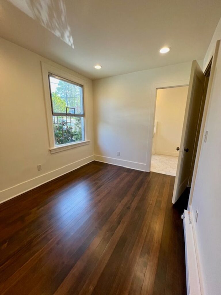 Cozy 1 Bedroom Apartment Near Beach