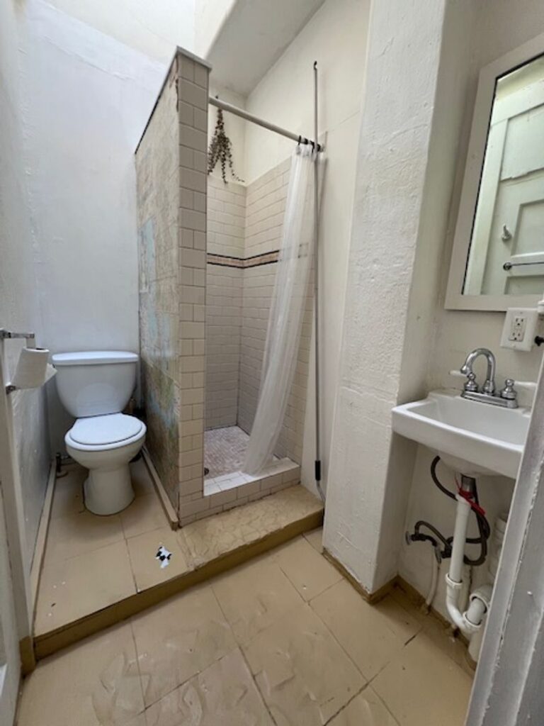 Studio Apartment in the Heart of Georgetown